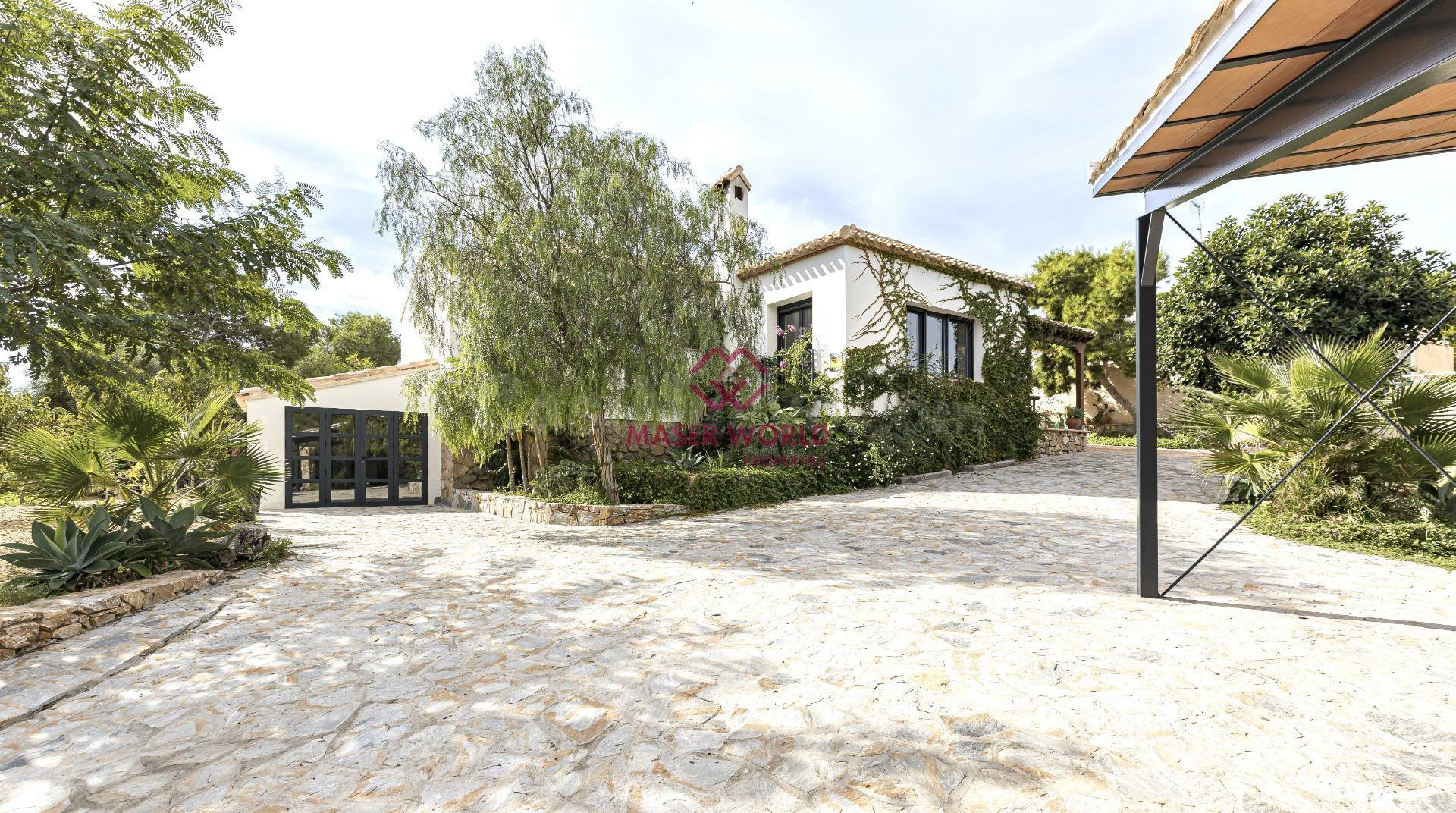IMPRESIONANTE CHALET DE LUJO EN ISLA PLANA