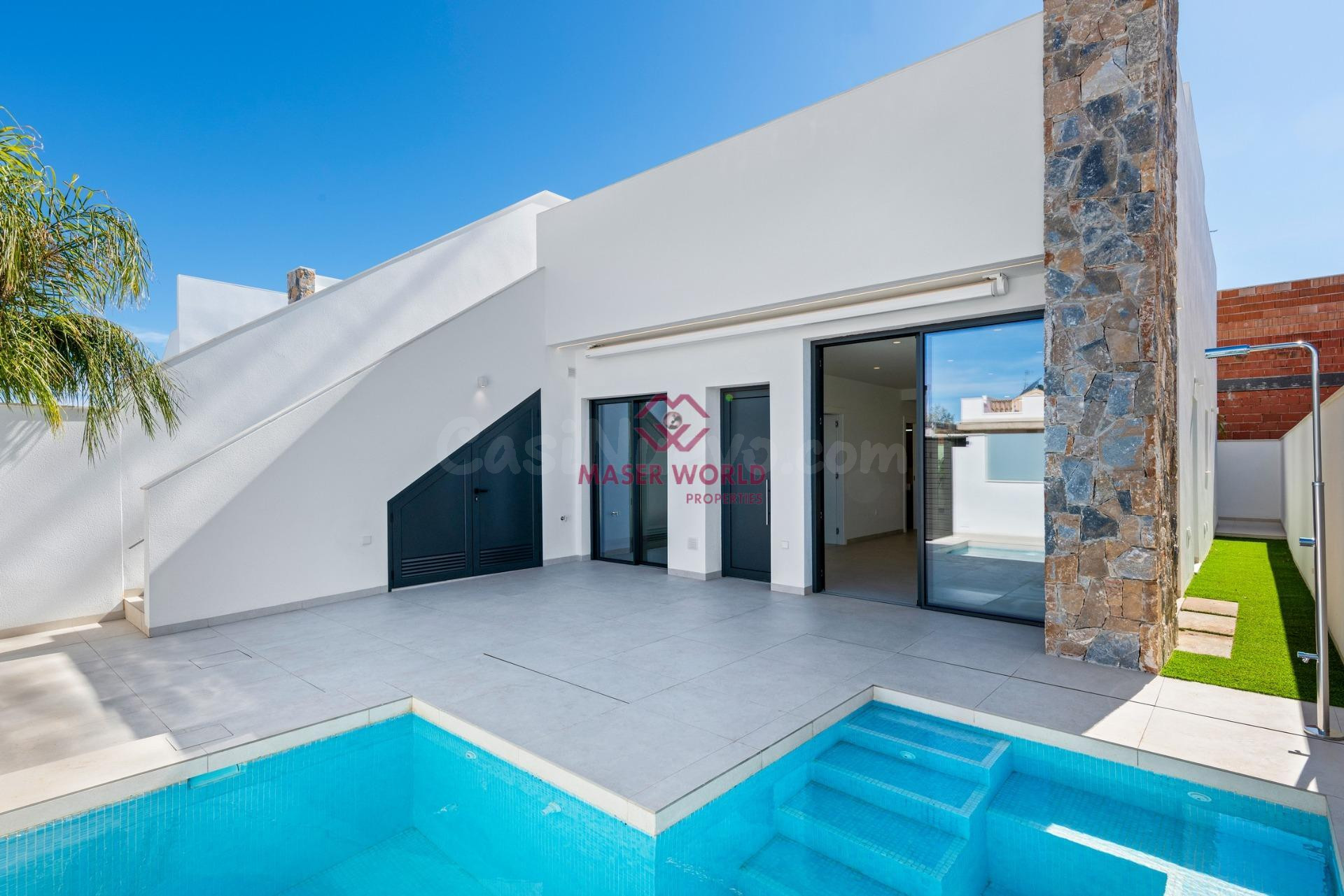 Villas pareadas en San Javier: Estrena hogar en una sola planta con piscina privada y solárium ☀️