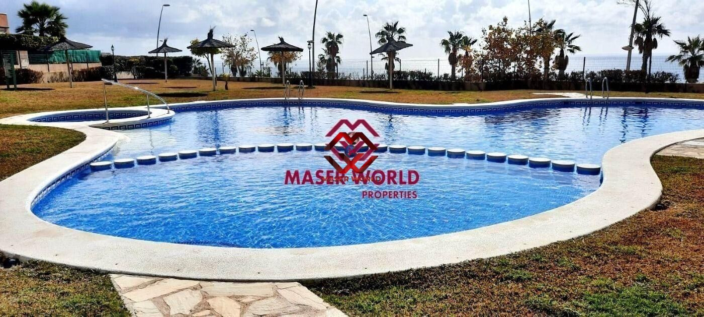 APARTAMENTO EN PLANTA BAJA EN ISLA PLANA