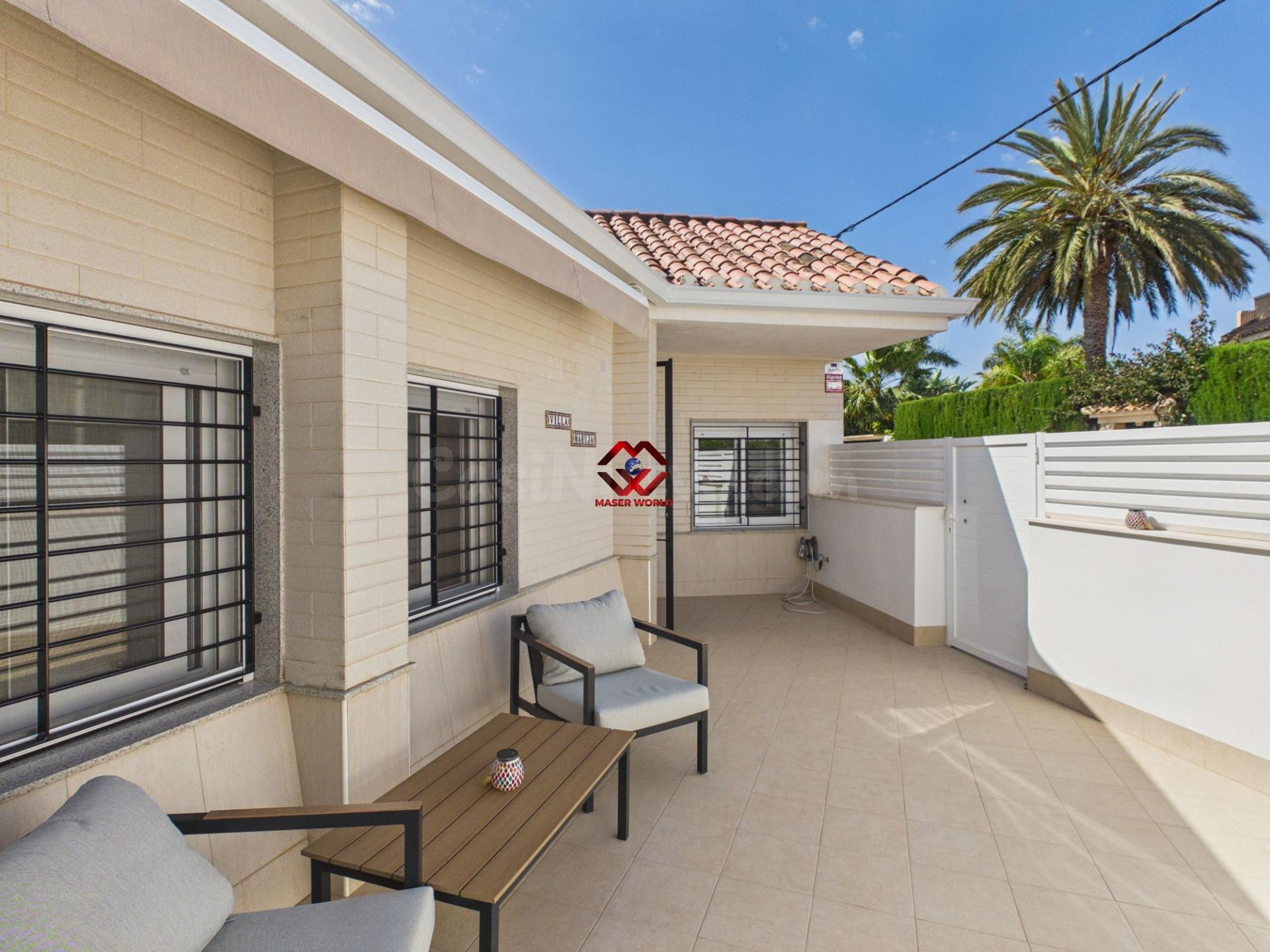 Casa en venta en Santiago de la Ribera andando a todo