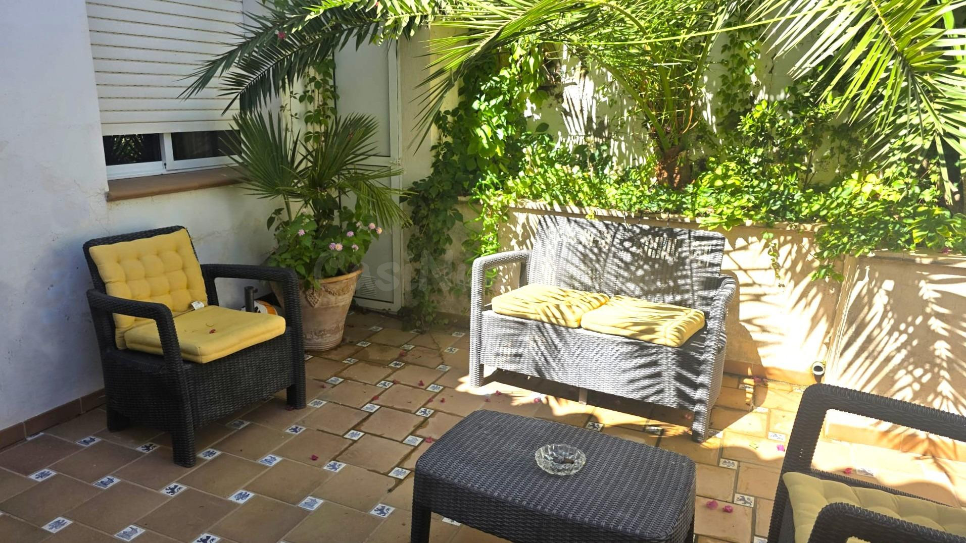 Casa en planta baja a 100m del mar en Santiago de la Ribera