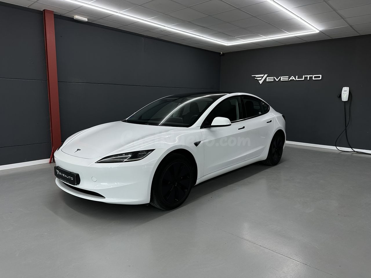 Tesla Model 3 RWD tracción trasera acabado Premium
