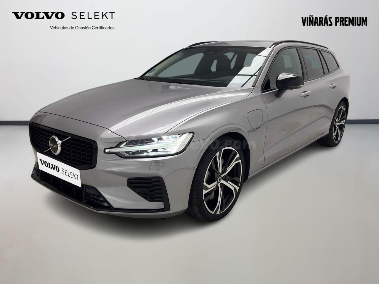 Volvo V60 2.0 T6 AWD Recharge Ultra Dark Auto