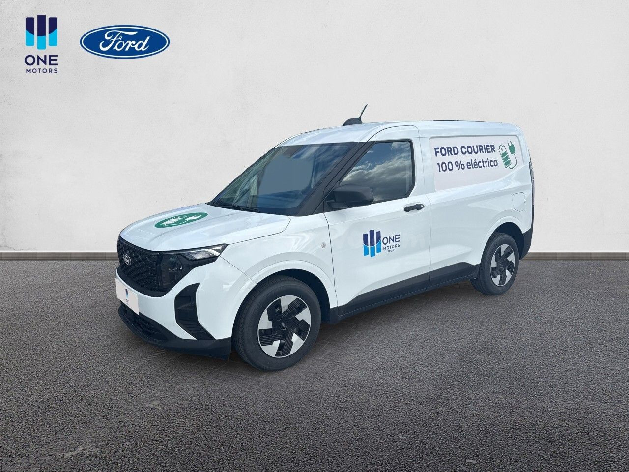 Ford Transit Courier TREND AUTOM 136CV