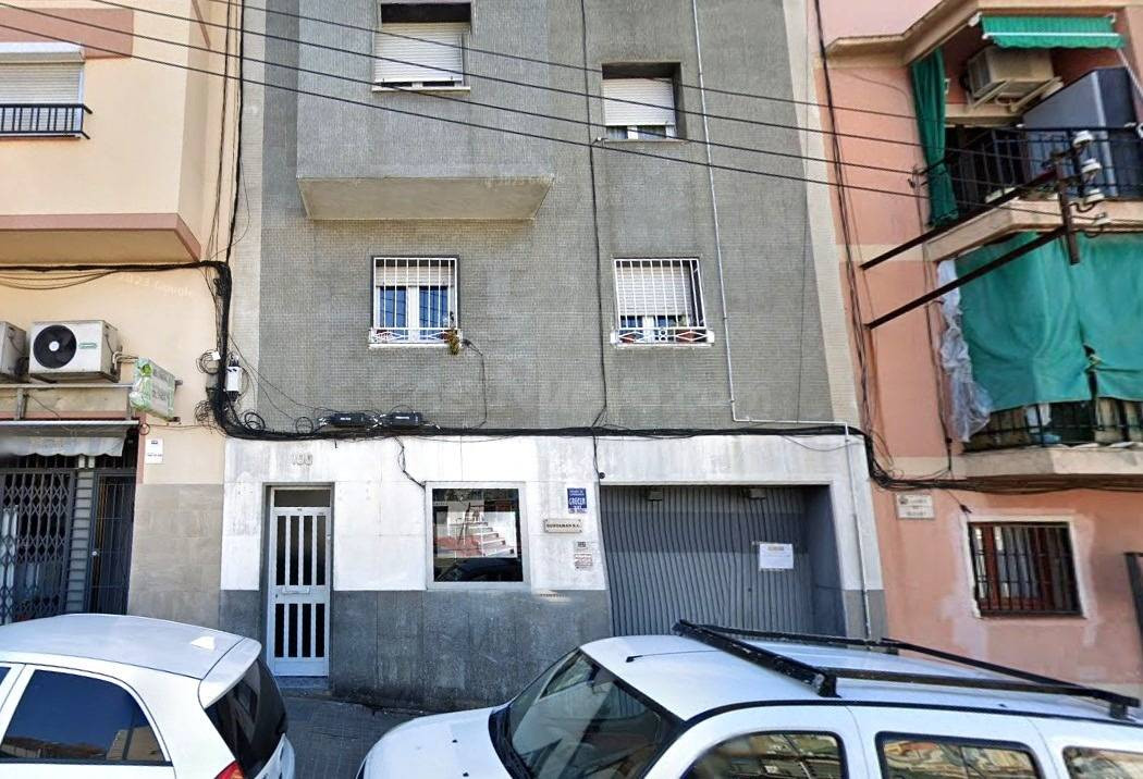 Venta Piso en Santa Coloma de Gramenet - Barcelona