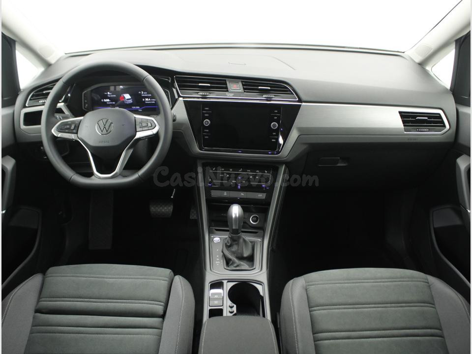 Volkswagen Touran - foto 4