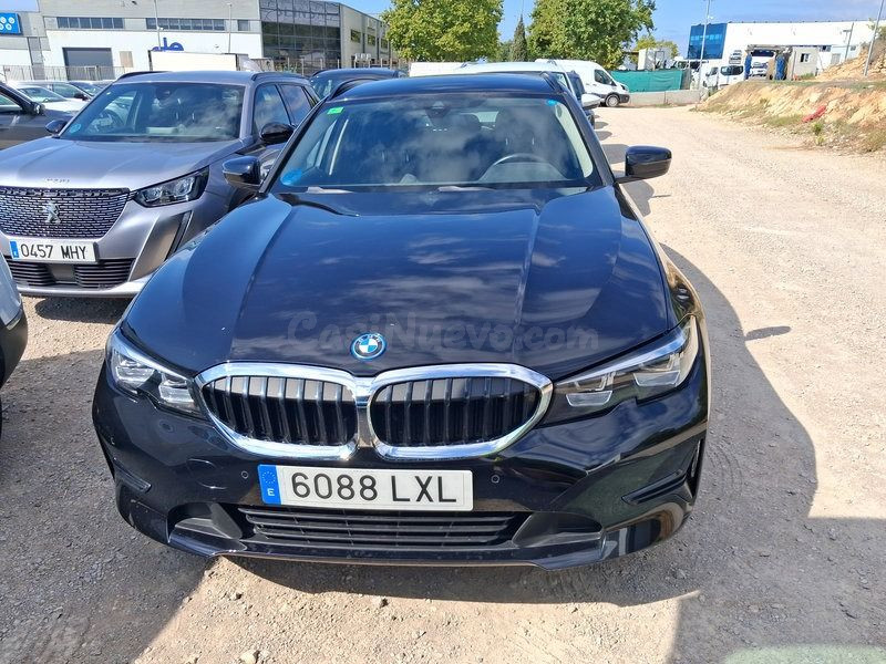 BMW 330 SERIES 3 330e xDrive Touring (2022) - foto 2
