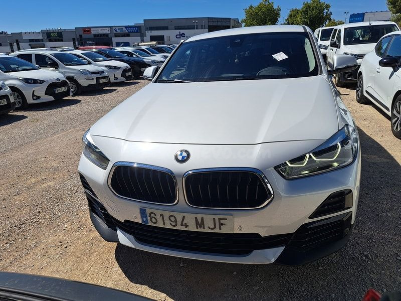 BMW X2 sDrive18d (2023) - foto 2