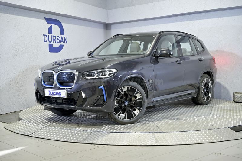 BMW IX3 M Sport (2023)
