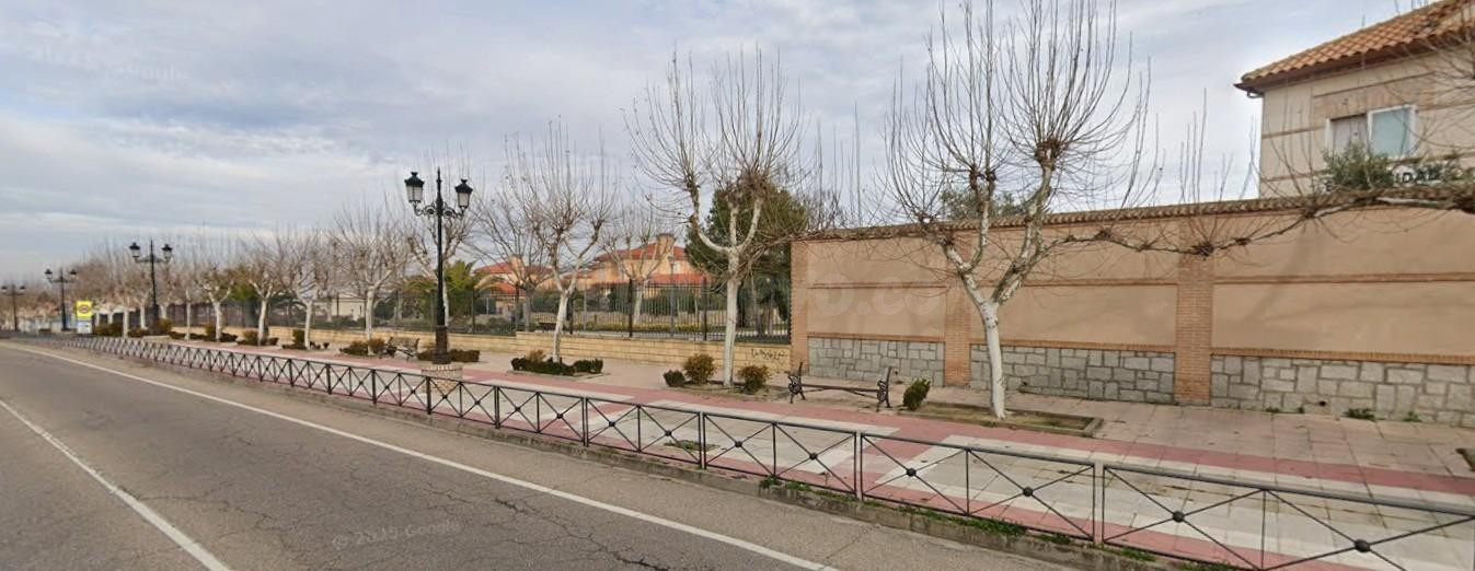 CHALET EN LAS VENTAS DE RETAMOSA