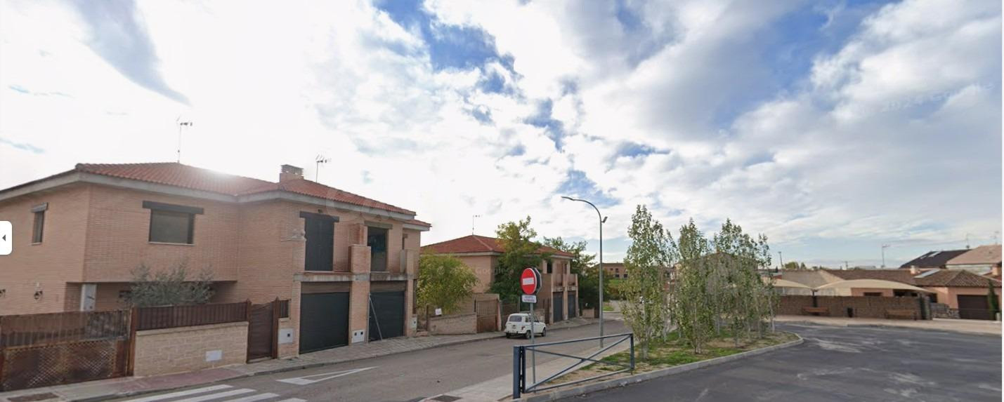 CHALET EN MORA
