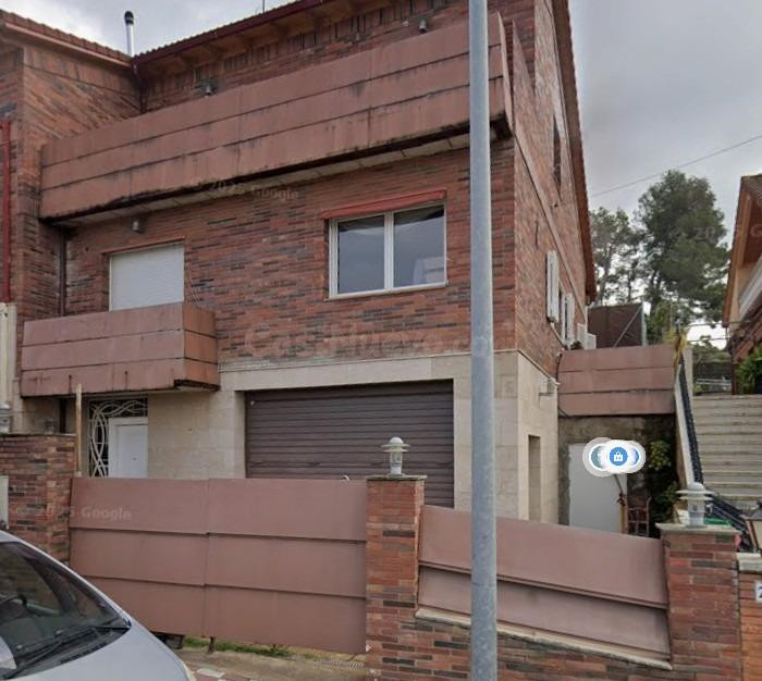CASA EN ABRERA