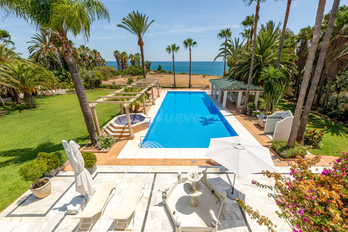 Chalet 6 habitaciones 952m² en venta - Costa Del Sol