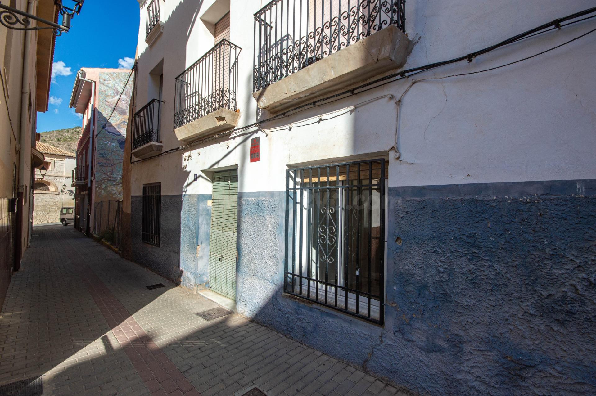 Casa independiente en calle Mayor 268 m2 en el corazón del c - foto 2