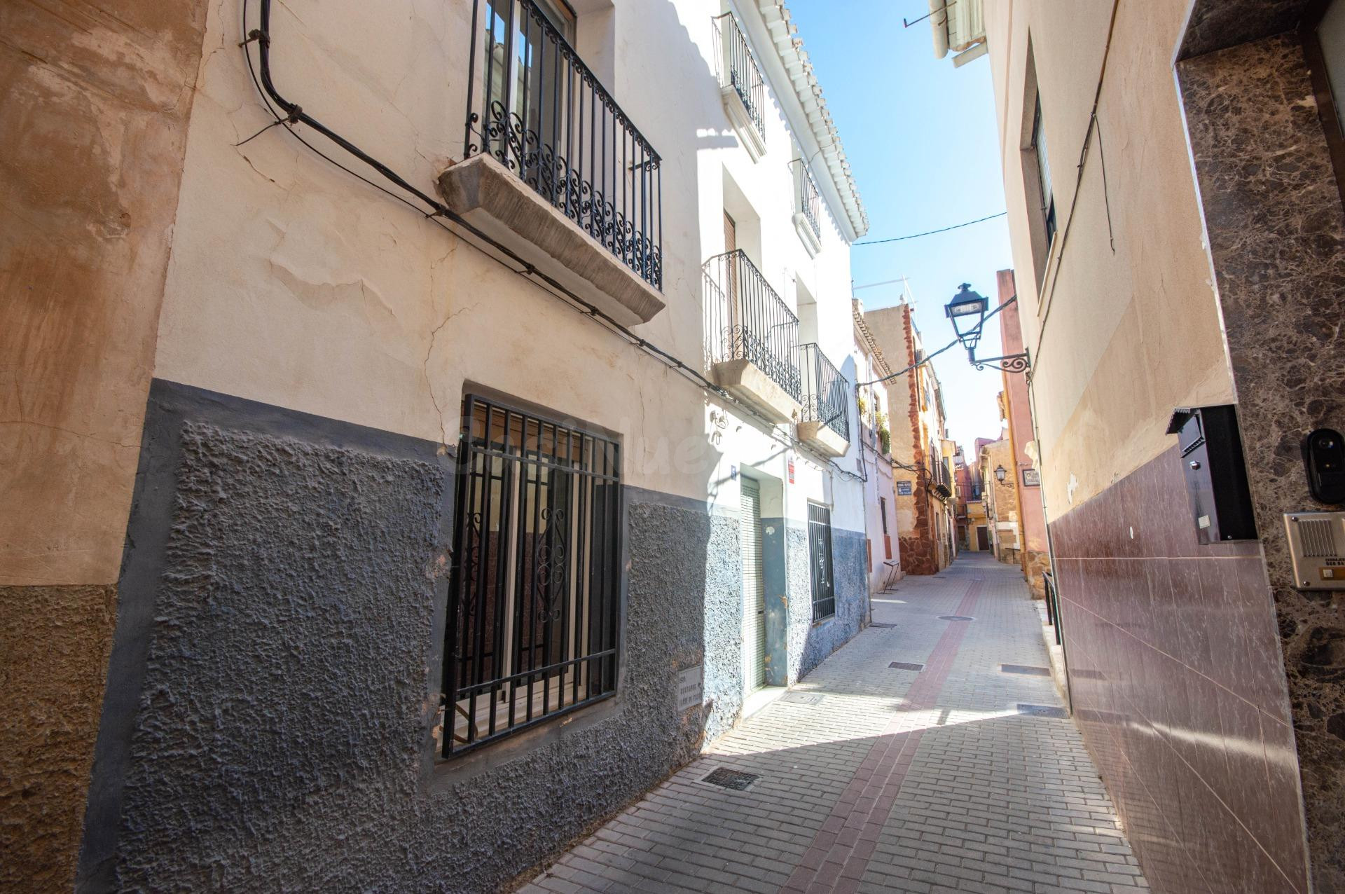 Casa independiente en calle Mayor 268 m2 en el corazón del c - foto 3