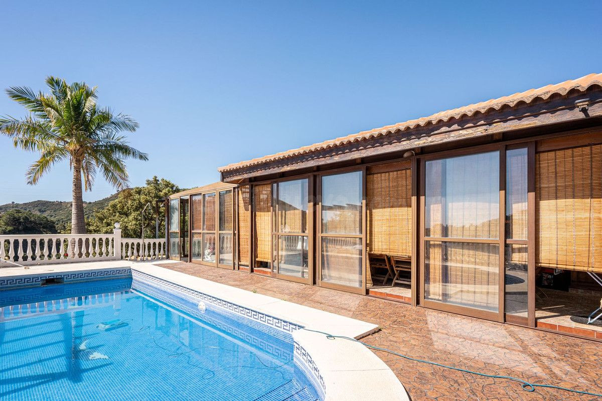 Finca rústica 3 habitaciones 114m² en venta - Zona Las Mesas