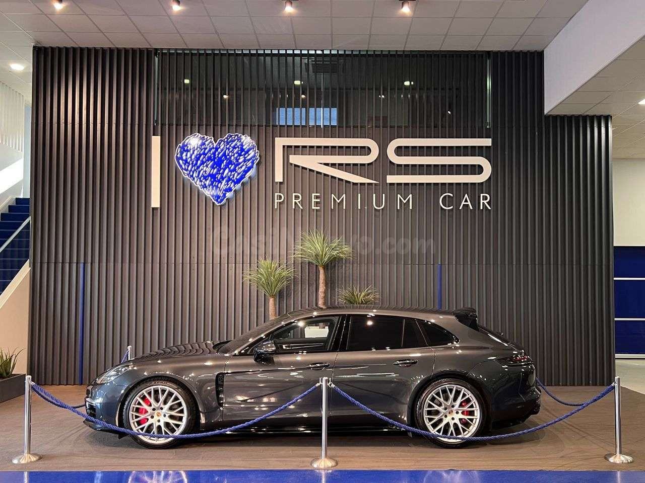 Porsche Panamera GTS Sport Turismo