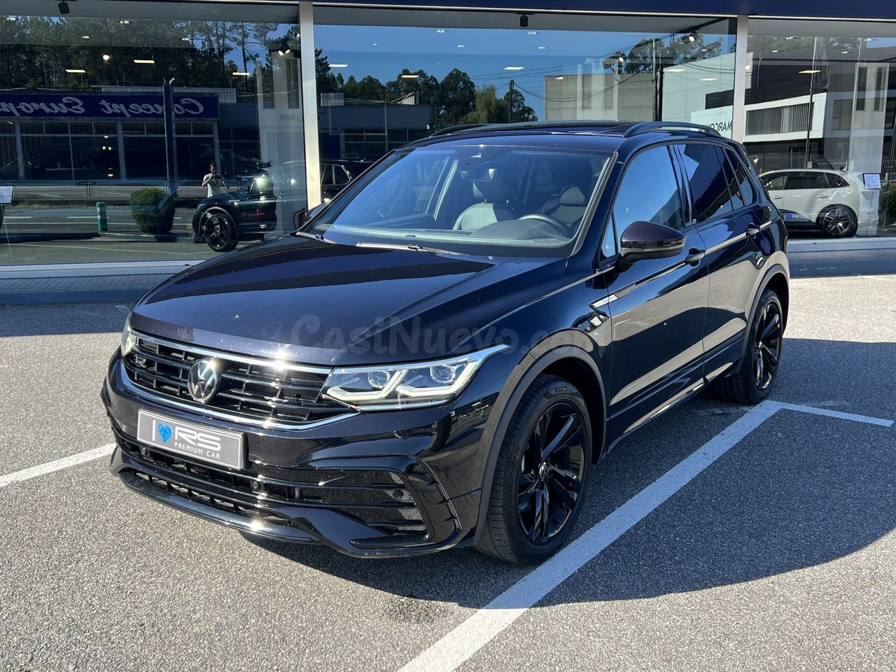Volkswagen Tiguan R-LINE 2.0 TDI 4MOTION - foto 2