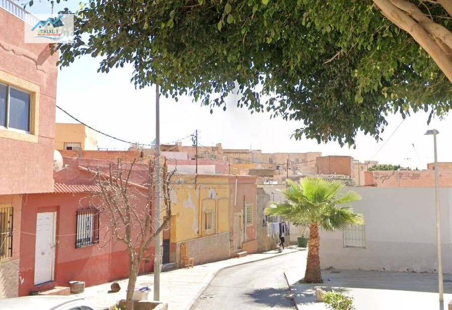 Venta casa en Almería