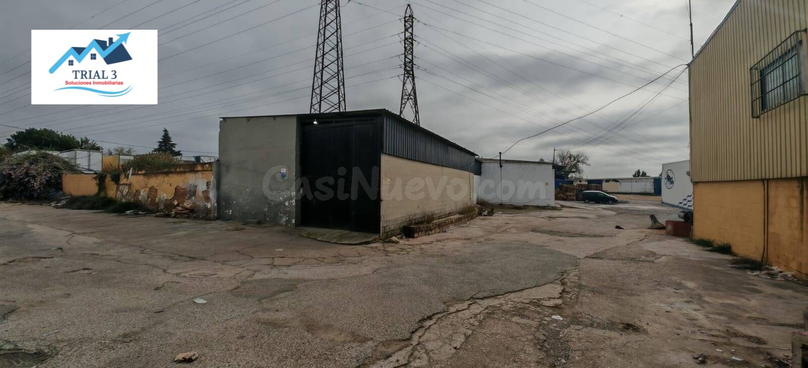 Venta Nave Industrial en Alcalá de Guadaira - Sevilla