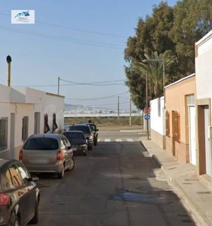Venta casa en Nijar (Almería)