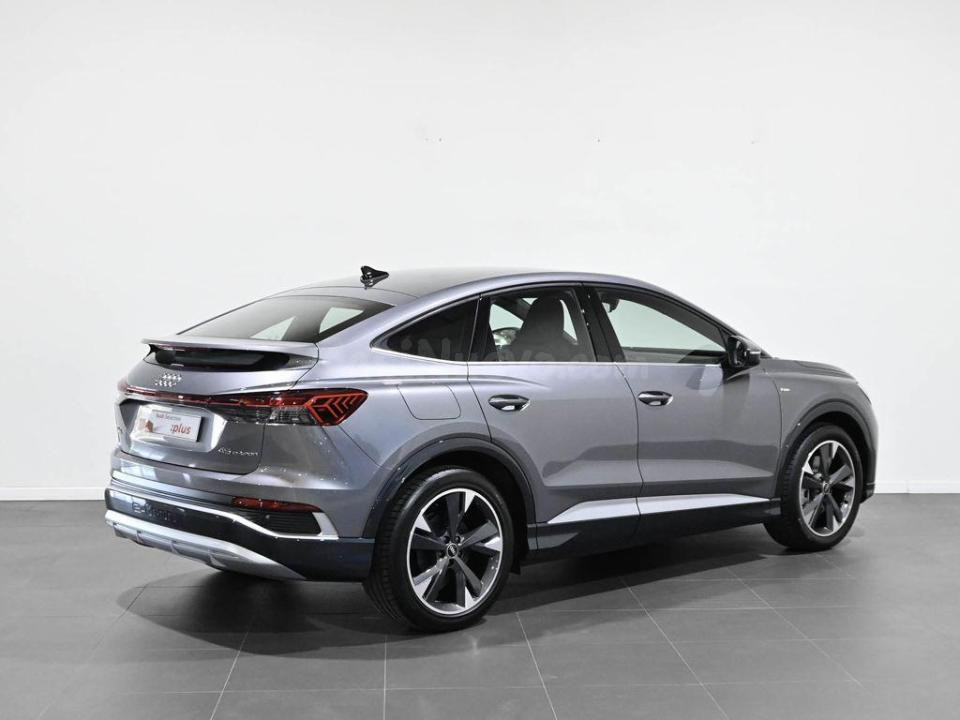 Audi Q4 Sportback e-tron - foto 4
