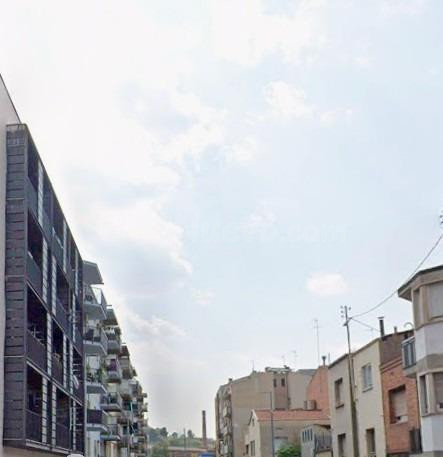PISO EN SANT ADRIA DE BESOS