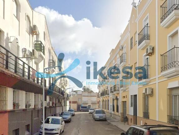 Venta de vivienda en Isla Cristina, Huelva. Activo inmobiliario SIN POSESIÓN, NO VISITABLE.