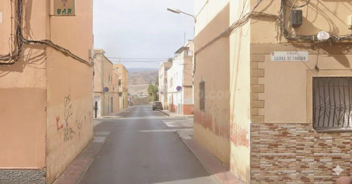 PISO EN VENTA EN ALMERIA