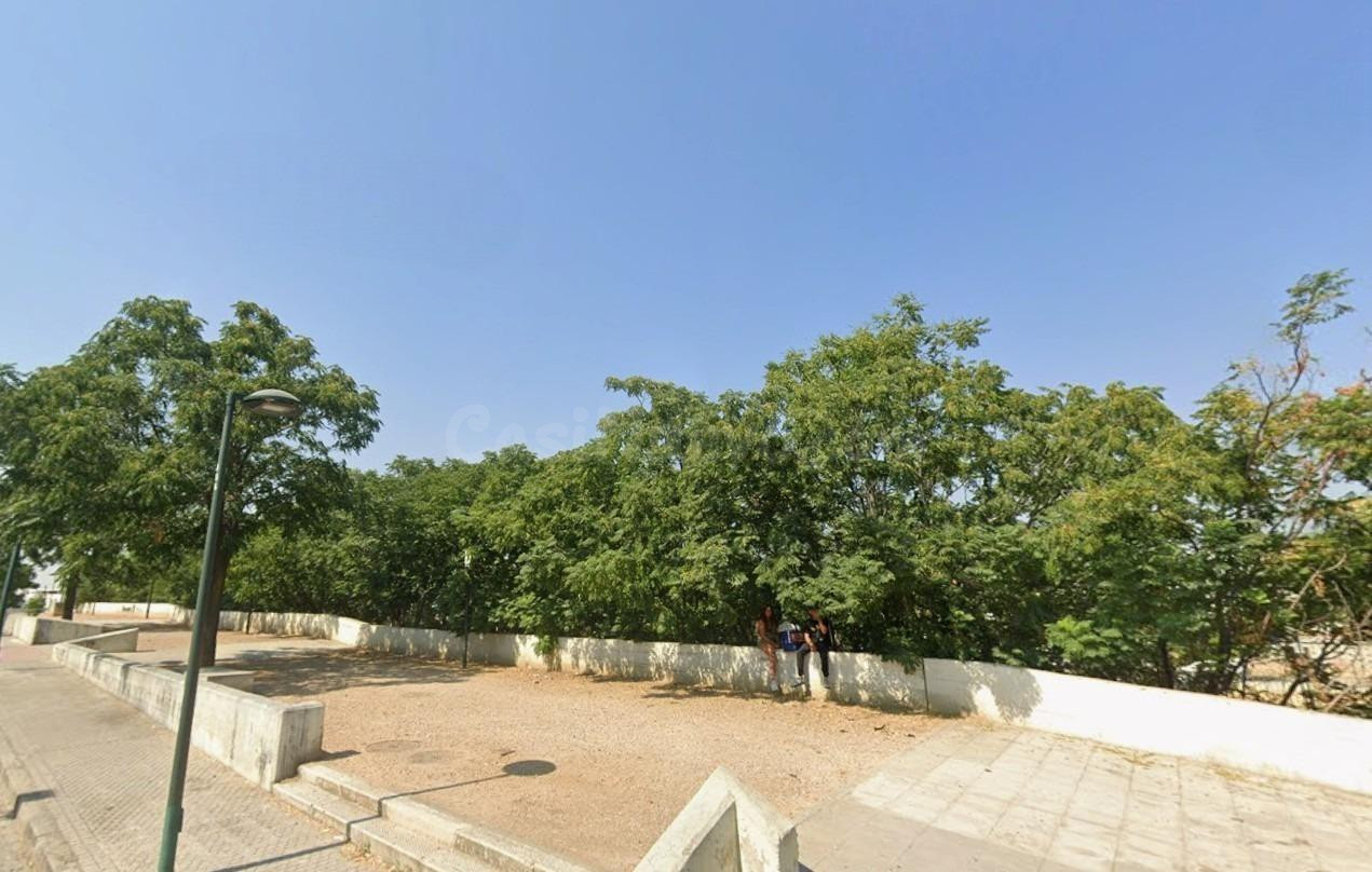 VENTA DE PISO EN SEVILLA. ACTIVO INMOBILIARIO SIN POSESIÓN, NO VISITABLE.