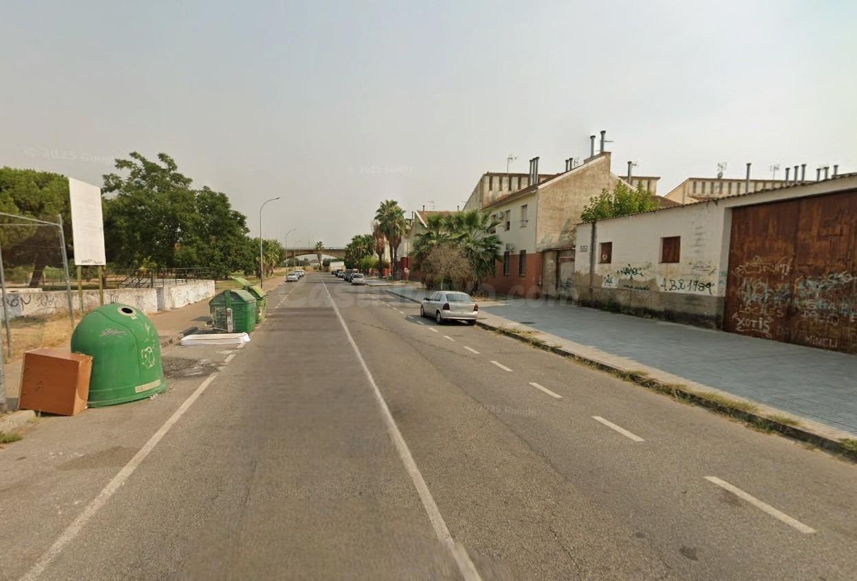 ADOSADO EN VENTA EN MERIDA. Activo inmobiliario SIN POSESIÓN, NO VISITABLE.