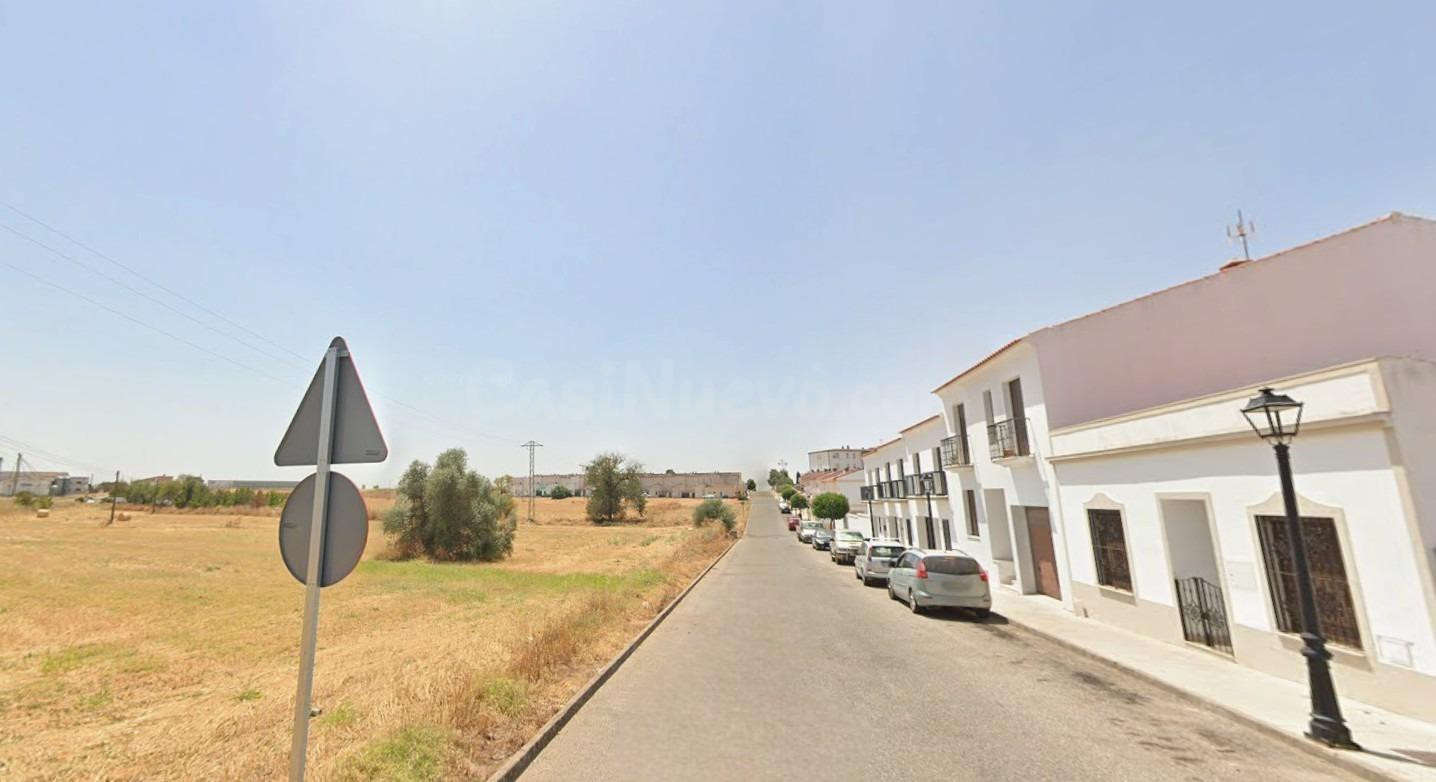 ADOSADO EN VENTA EN OLIVENZA. Activo inmobiliario SIN POSESIÓN, NO VISITABLE.