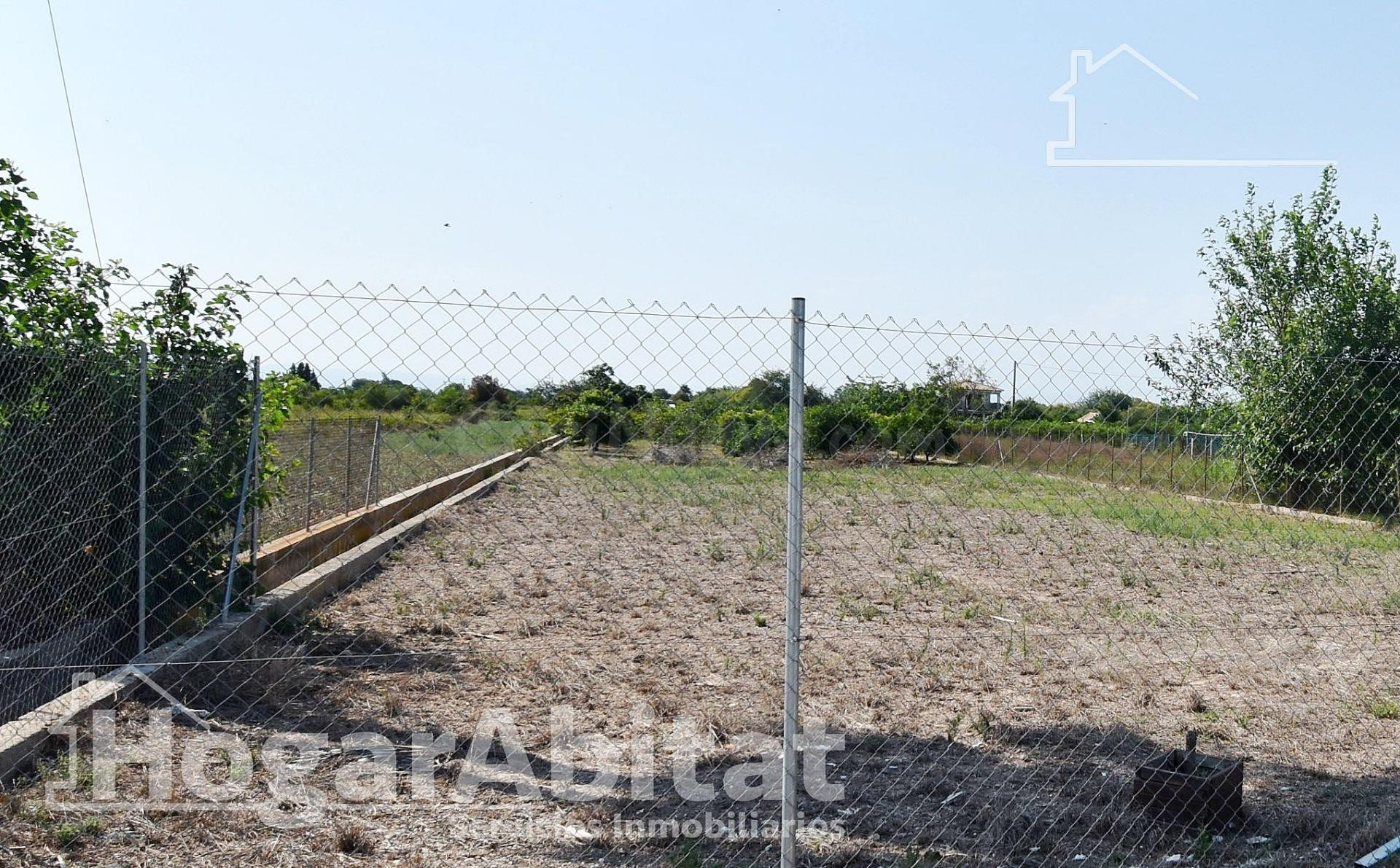 ¡OPORTUNIDAD INCREÍBLE! TERRENO URBANO MUY AMPLIO, CERCA DEL PUERTO