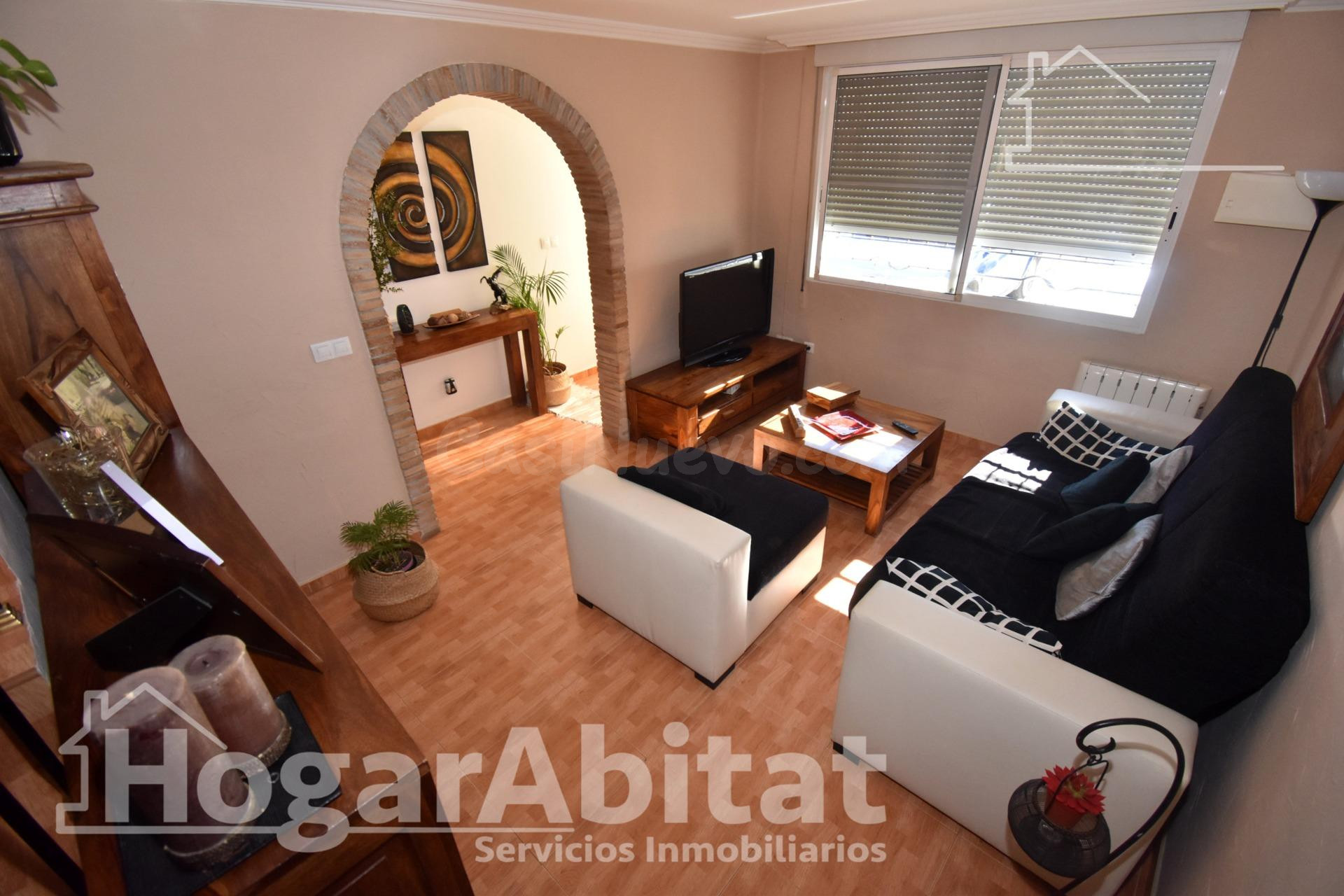 GRAN CASA CON TERRAZA TOTALMENTE REFORMADA
