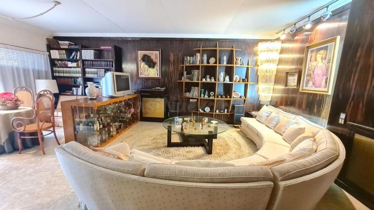 Villa 4 habitaciones 350m² en venta - Gran avenida