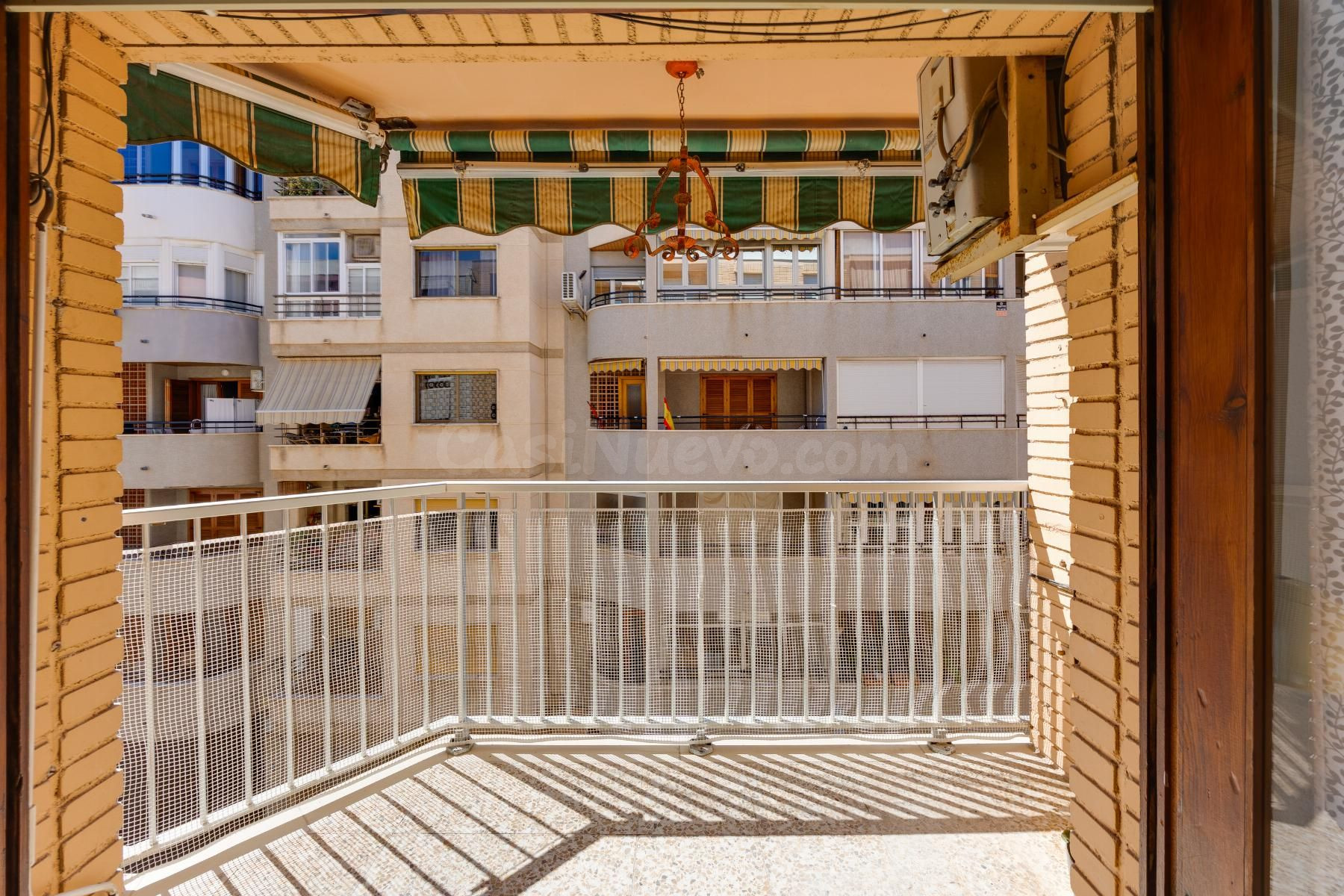 APARTAMENTO DE 3 DORMITORIOS 1 BAÑO EN TORREVIEJA ( ACEQUION )