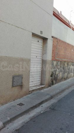 Se vende Casa Adosada OKUPADA en Ciudad Real 15-17 Rubí, (Ba - foto 3
