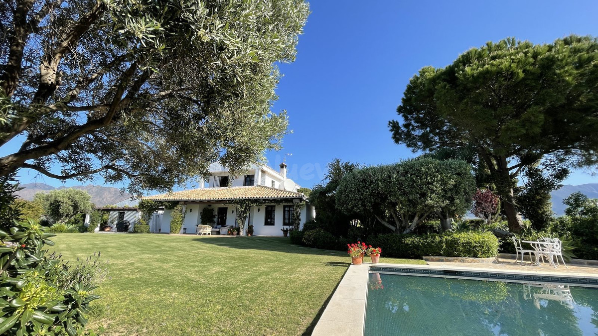 Chalet 4 habitaciones 385m² en venta - Riviera del sol