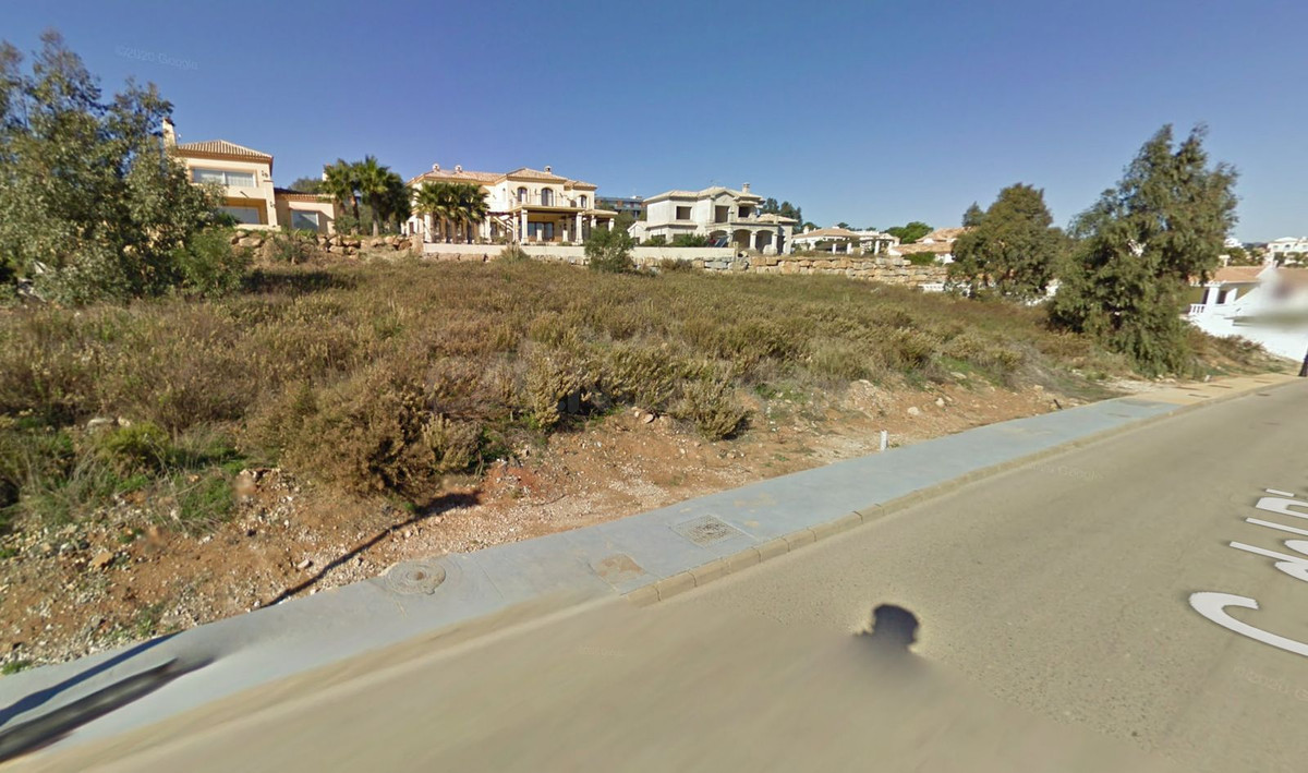 Parcela 3 habitaciones 236m² en venta - Costa Del Sol