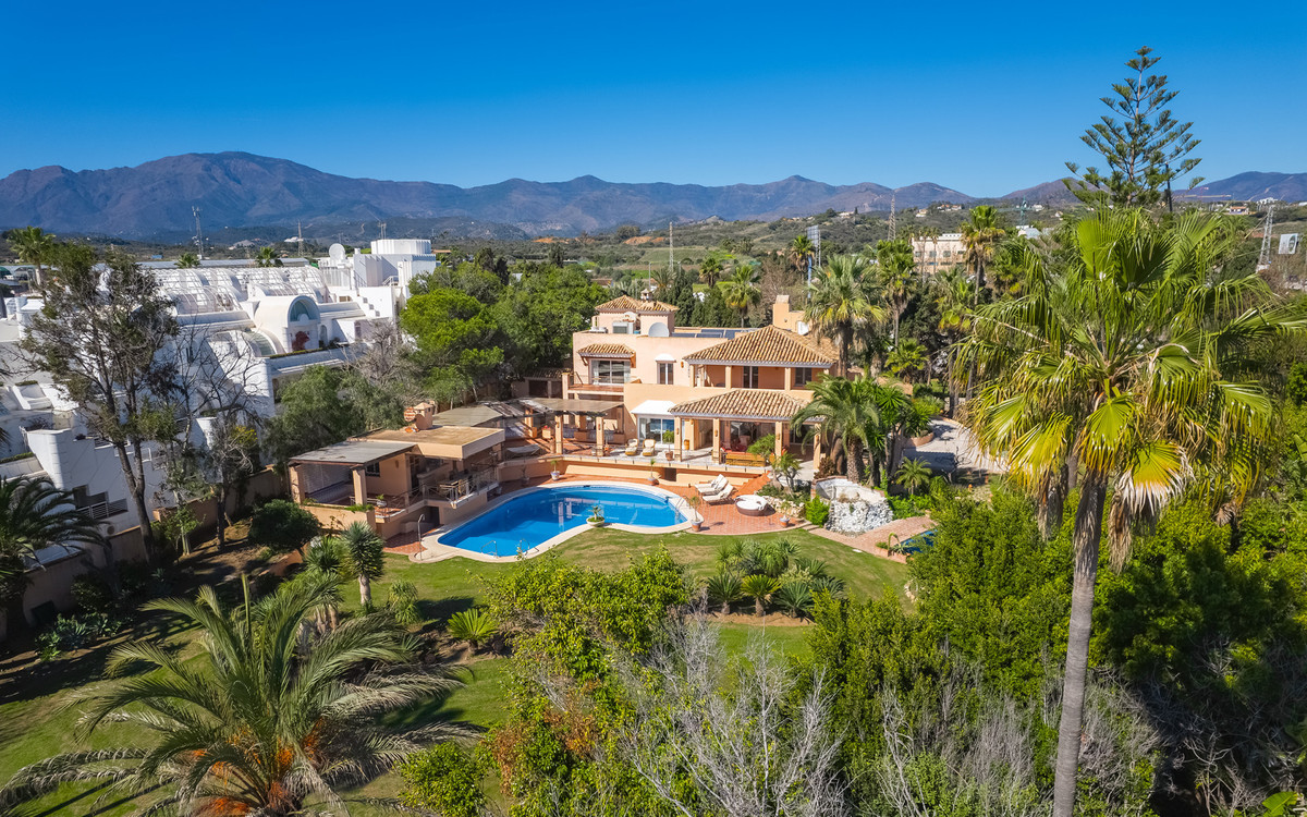 Chalet 8 habitaciones 1013m² en venta - Costa Del Sol