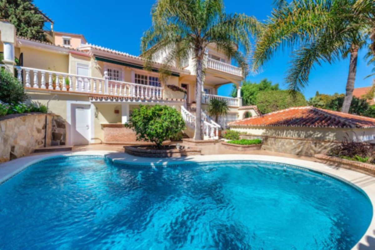 Chalet 5 habitaciones 415m² en venta - Marbella