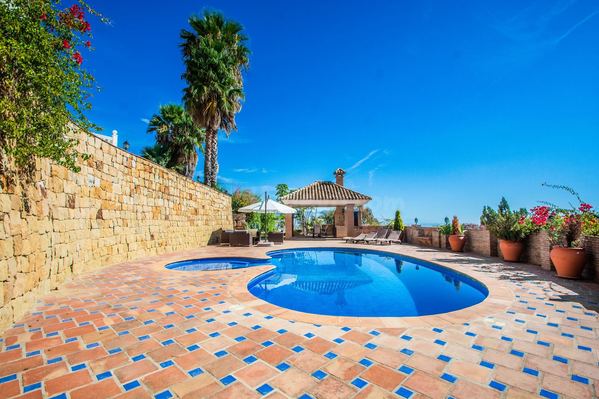 Chalet 6 habitaciones 477m² en venta - Marbella