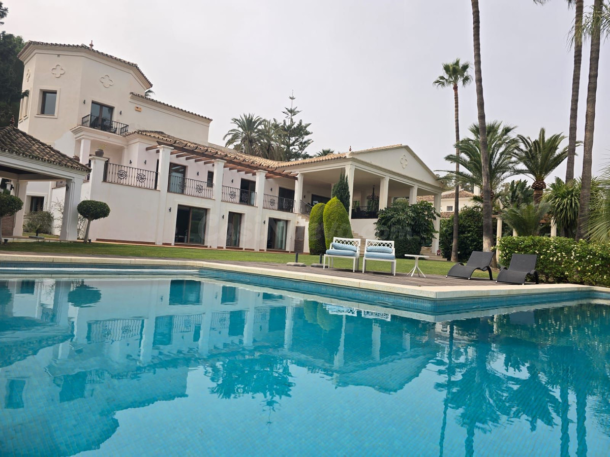 Chalet 6 habitaciones 880m² en venta - Marbella
