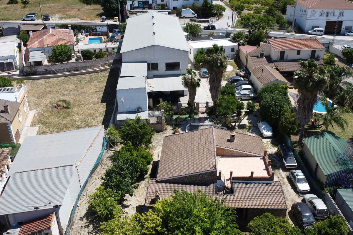Almacén 955m² en venta - Costa del Sol