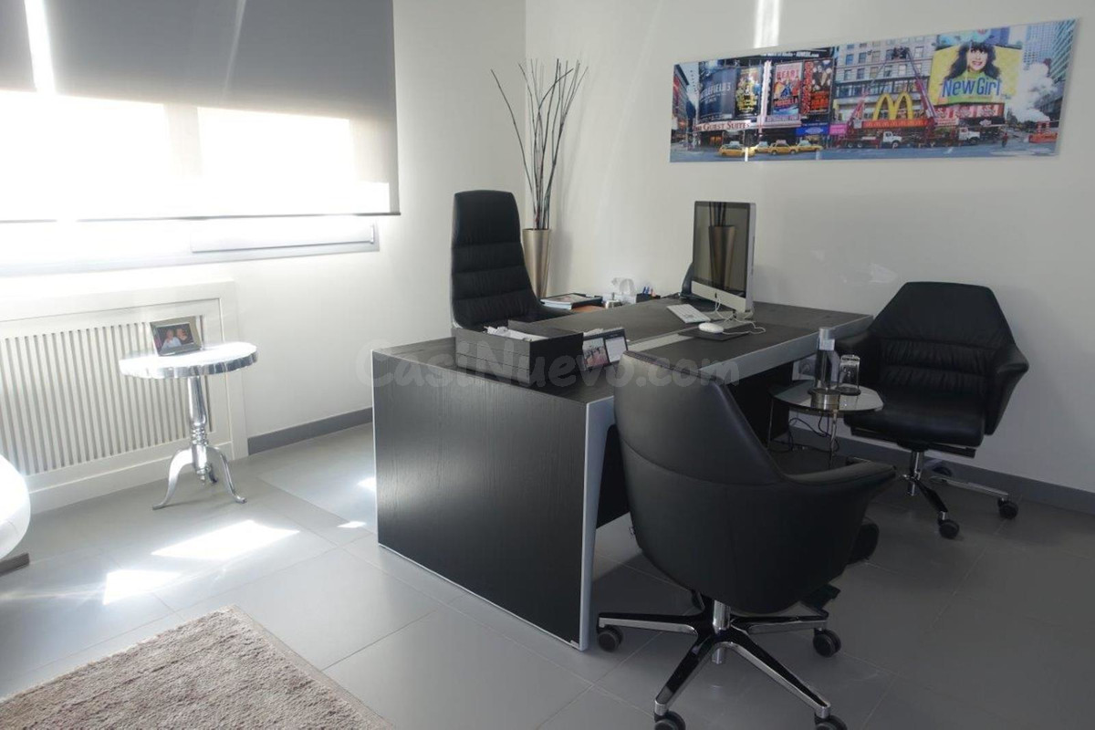 Local comercial 150m² en venta - Marbella