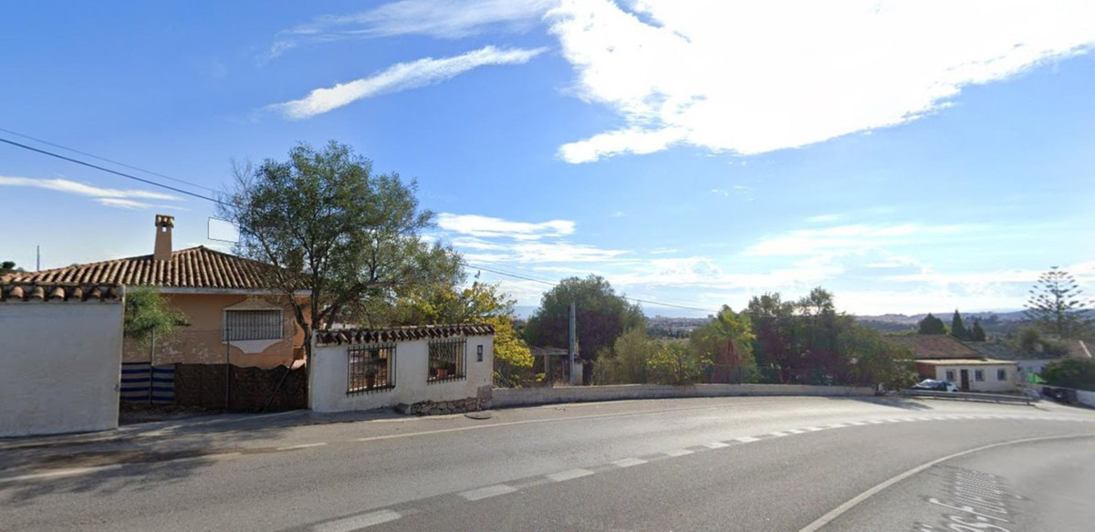 Terreno urbanizable Mijas con vistas al mar para desarrollo residencial