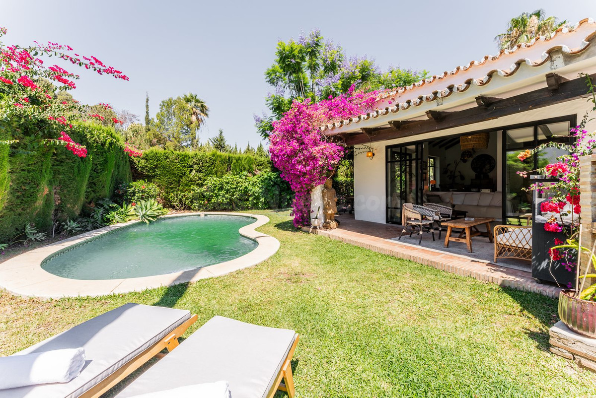 Chalet 4 habitaciones 377m² en venta - Costa Del Sol