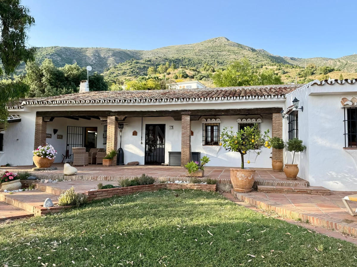 Chalet 5 habitaciones 311m² en venta - Riviera del sol