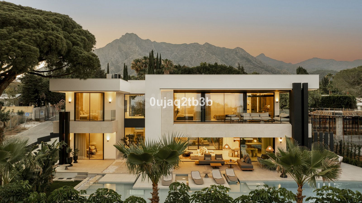 Chalet 4 habitaciones 496m² en venta - Marbella