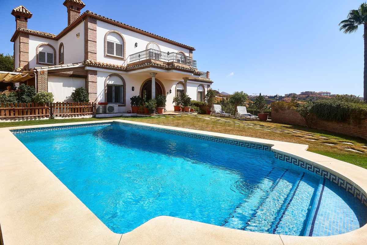 Chalet 4 habitaciones 483m² en venta - Riviera del sol